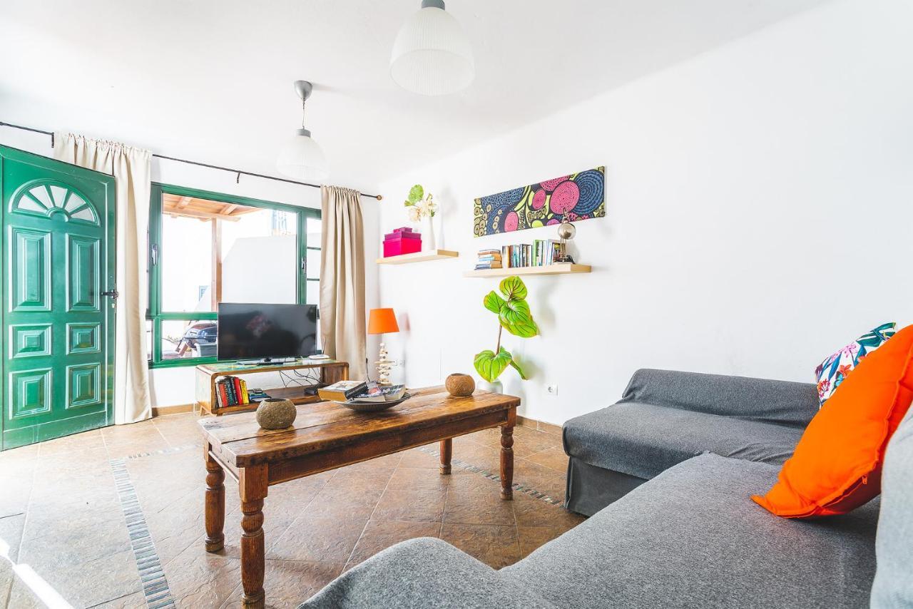 Casa Lili - Shared Pool - Close To Seafront Promenade - Sea Views From Upper Terrace Punta Mujeres Bagian luar foto