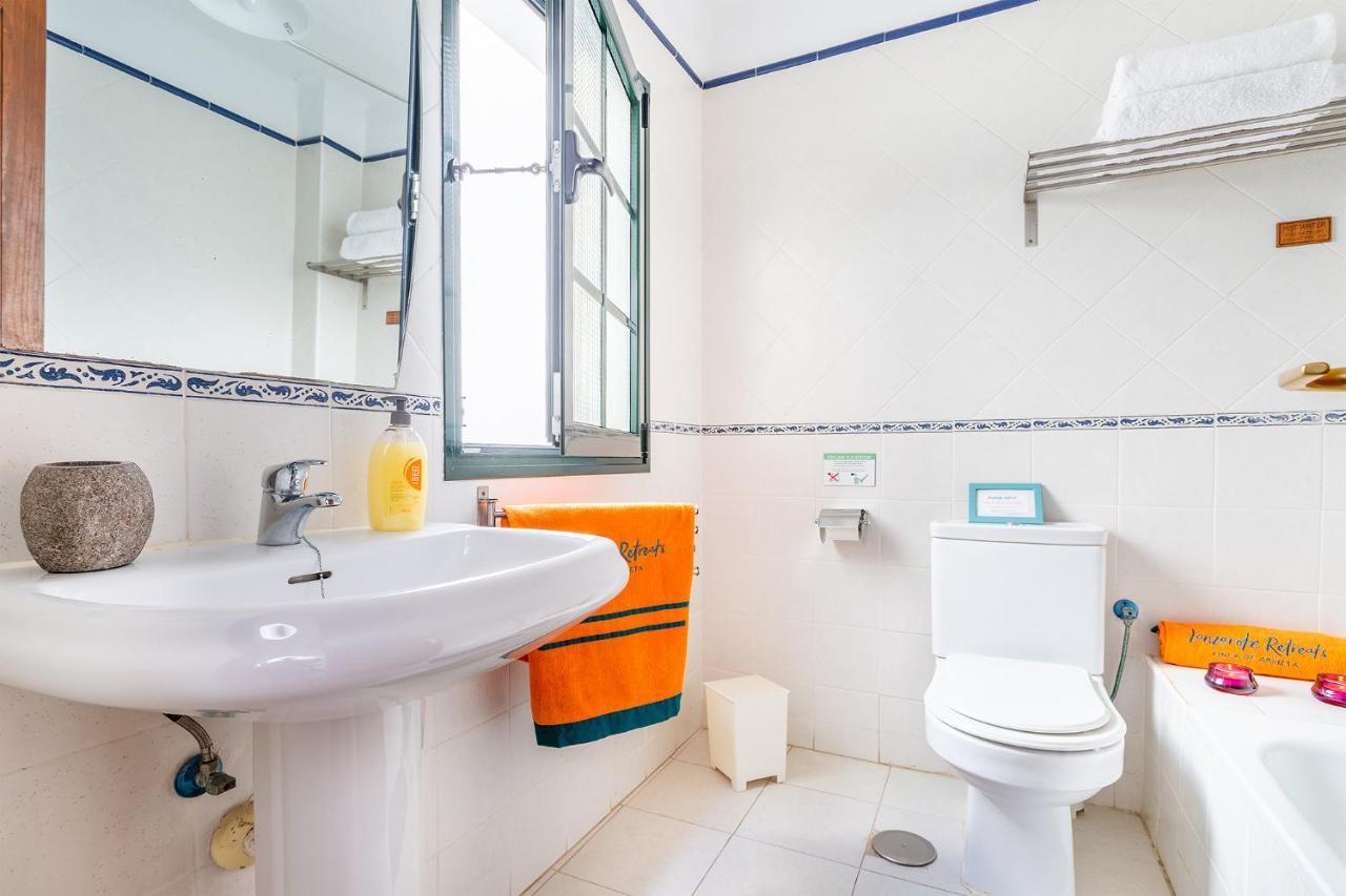 Casa Lili - Shared Pool - Close To Seafront Promenade - Sea Views From Upper Terrace Punta Mujeres Bagian luar foto